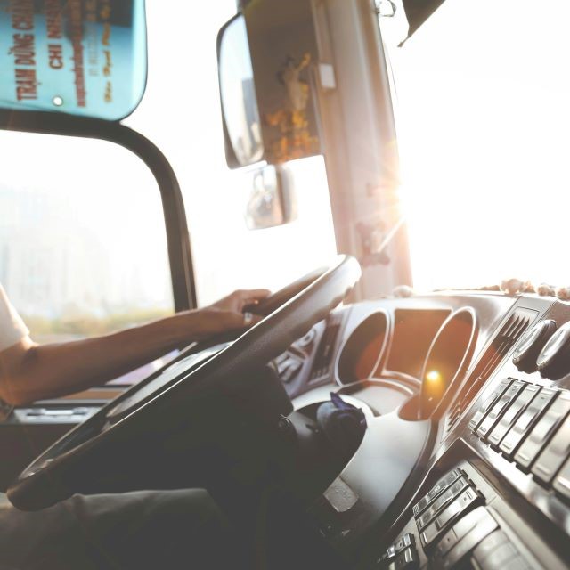 Autotransporte terrestre